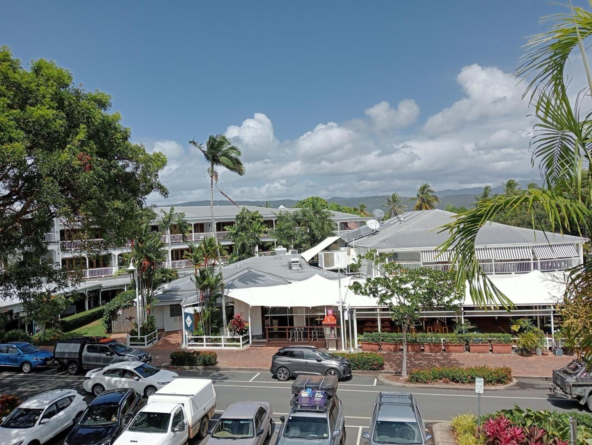 Club Tropical Resort - Official Onsite Reception & Check In Port Douglas Extérieur photo